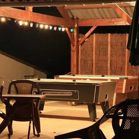 Mobil-home 6 Pers Avec Terrasse - Nouvel Style! - Api-1-52-1613 *